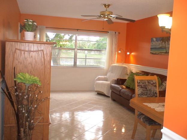 FOR SALE Condominium in west of Fort Lauderdale (33319), 1/1, 684 sq.ft., listed for $55,000 Furnished Condo w/Florida room: Cozy 1st floor 1 bed 1 bath in quiet street, very well maintained, pond view in quiet neighborhood. Open kitchen with view on the living and the pond, lots of storage, wide sink. Tiles throughout the unit, Bedroom with walk-in closet and view on the pond, bathroom accessible from bedroom and hall (2 doors), beautiful Florida room where you can enjoy the view on the water shoot (new windows). DEDICATED WEB SITE: to be updated http://rsf.kwrealty.com/listing/mlsid/225/propertyid/A10134794/syndicated/1/ VIRTUAL TOUR: https://www.dropbox.com/s/w5tpsn1iupwc9bg/3530%20NW%2052nd%20Av%2C%20%23408%2C%20Lauderdale%20Lakes%20-%20Video.MPG?dl=0 ADDRESS: 3530 NW 52ND AVE, APT 408, LAUDERDALE LAKES, FL 33319 DIRECTIONS Oakland Park Blvd West, right after the Turnpike, left on NW 52nd Av., north on NW 52nd Av., the building is located after NW 35th St., on the right. For more information RSF Team + 1(954) 865 2532 Keller Williams Realty Partners SW Clients@RSF-Team.com We speak english, french, spanish, italian, portuguese #RealtyServicesFlorida #JeanDeglon